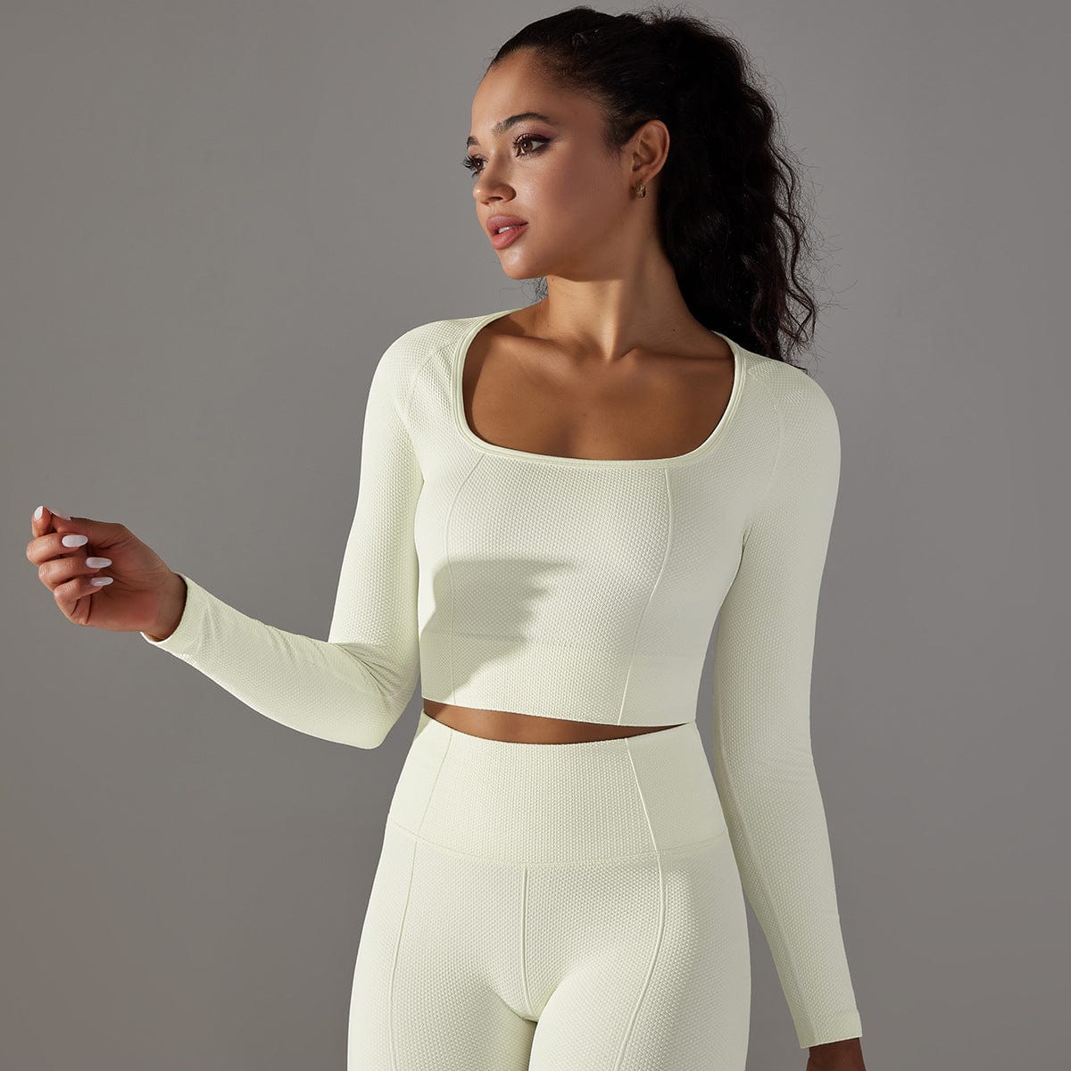 Premium Women's Fashion Simple Seamless Solid Color Dot Striped T-shirt -  from Empire of LaTz - Only £14.99! Explore at Empire of LaTz
