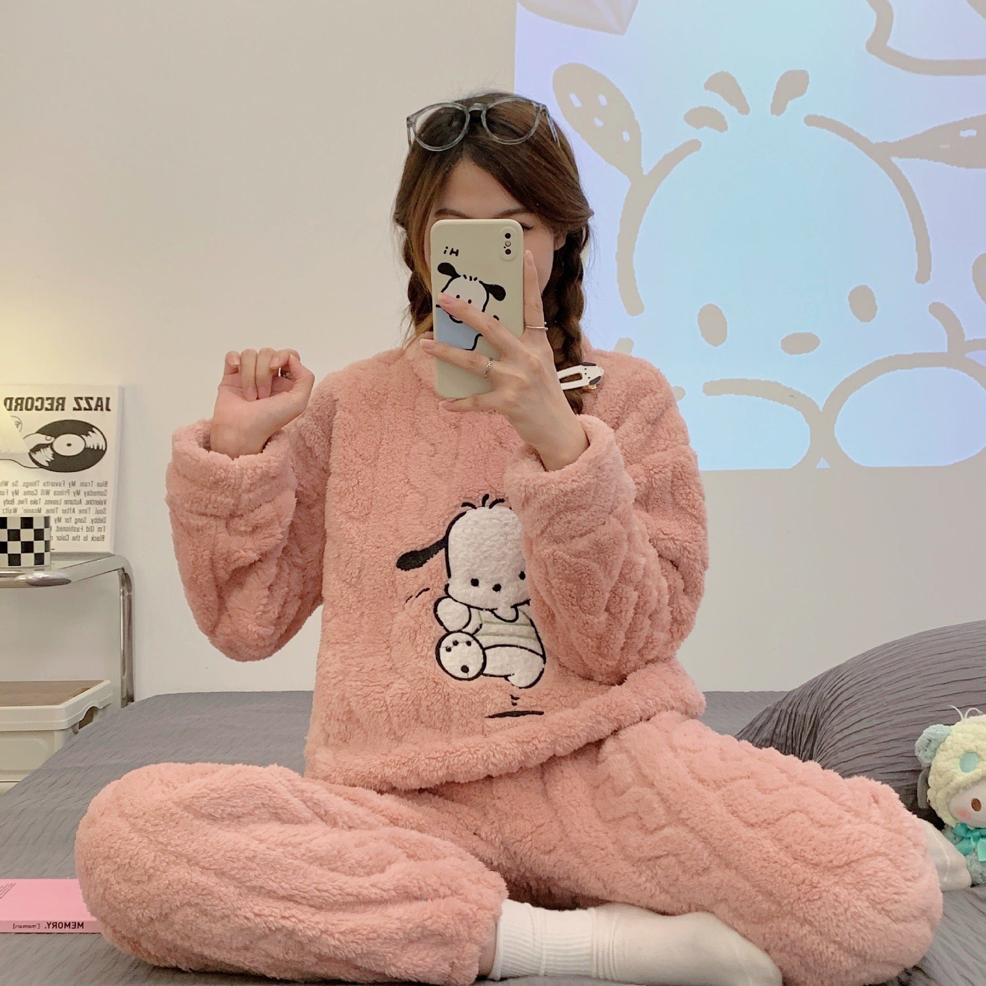 Premium Winter Pajamas Sets Homewear Solid Color Loose Thickened Coral Velvet Pullover Long Sleeves And Trousers Warm Pajamas Indoor Outdoor Casual Clothes - Pajamas from Empire of LaTz - Only £22.93! Explore at Empire of LaTz
