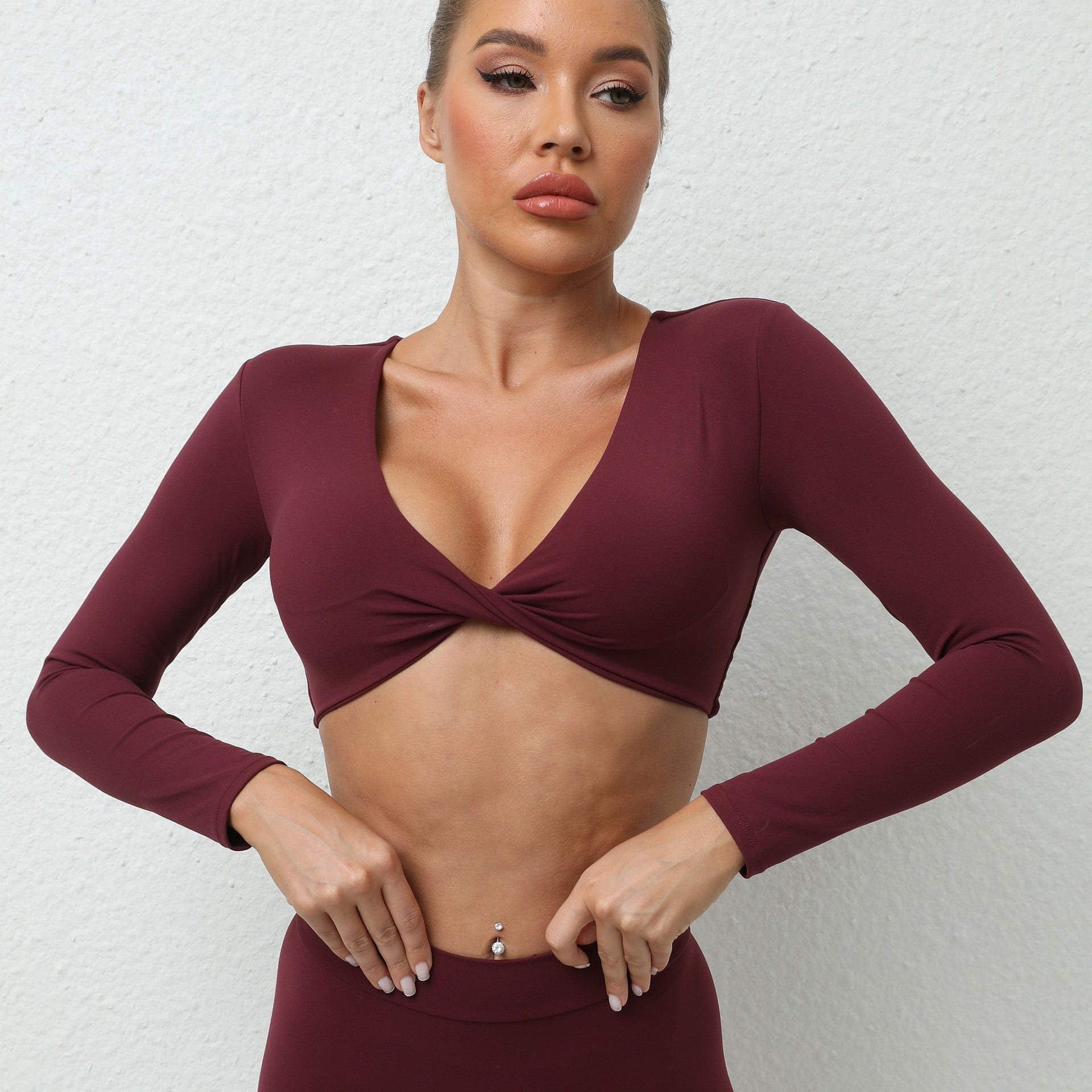 Empire of LaTz Wine Red / L Yoga Women's Long-sleeved Sports Wear T-shirt